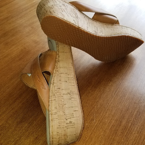 Eddie Bauer Kara cork wedge thong sandal - Picture 6 of 7